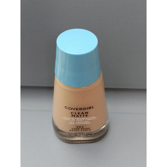 Covergirl Clean Matte Liquid Foundation 553 Sand Beige Oil Control Makeup 30mL 1 - Picture 8 of 9